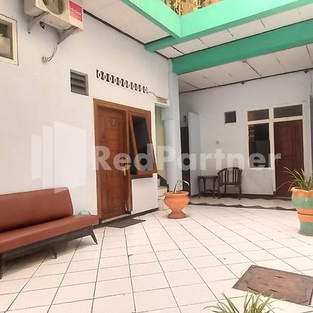 Hotel Palem 2 Syariah Malang Redpartner ภายนอก รูปภาพ