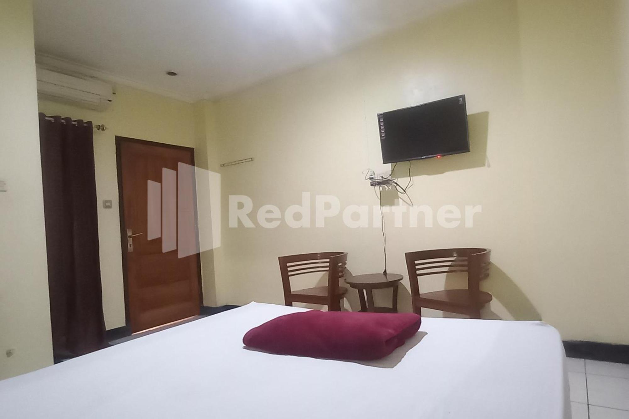Hotel Palem 2 Syariah Malang Redpartner ภายนอก รูปภาพ